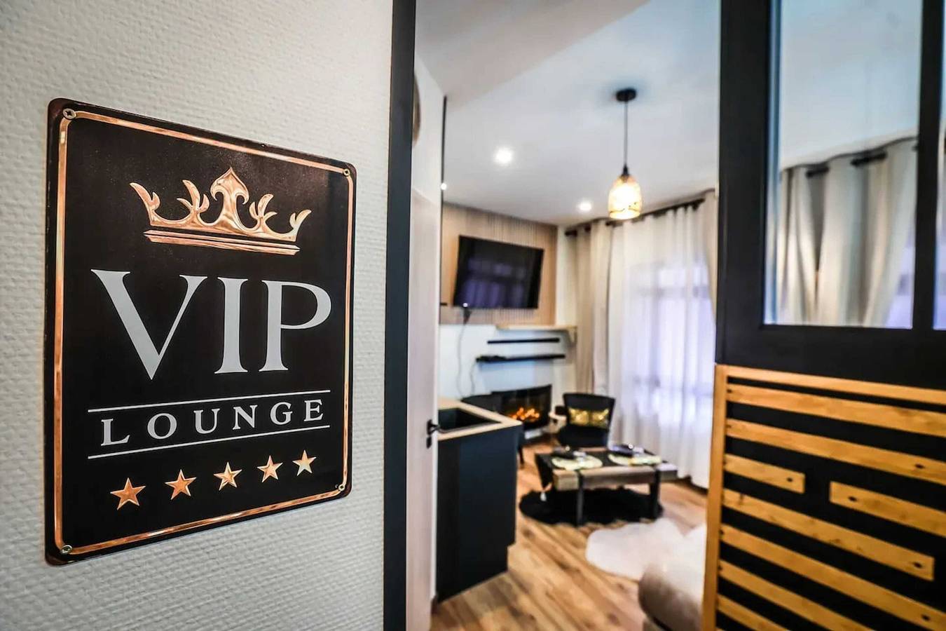 Appartement entier, Appartement spacieux à Montbéliard avec espace bien-être privé in Montbéliard, Doubs