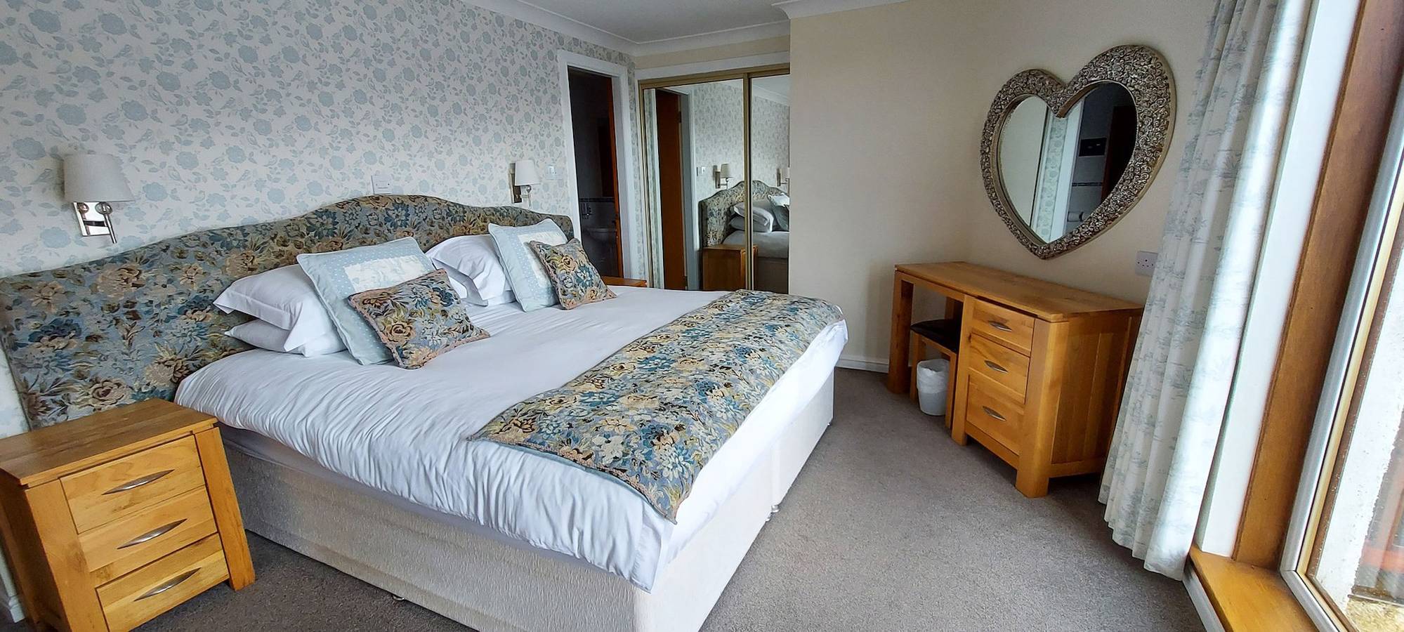 Loch Rannoch Highland Club, Lochside Lodge 03 in Perthshire