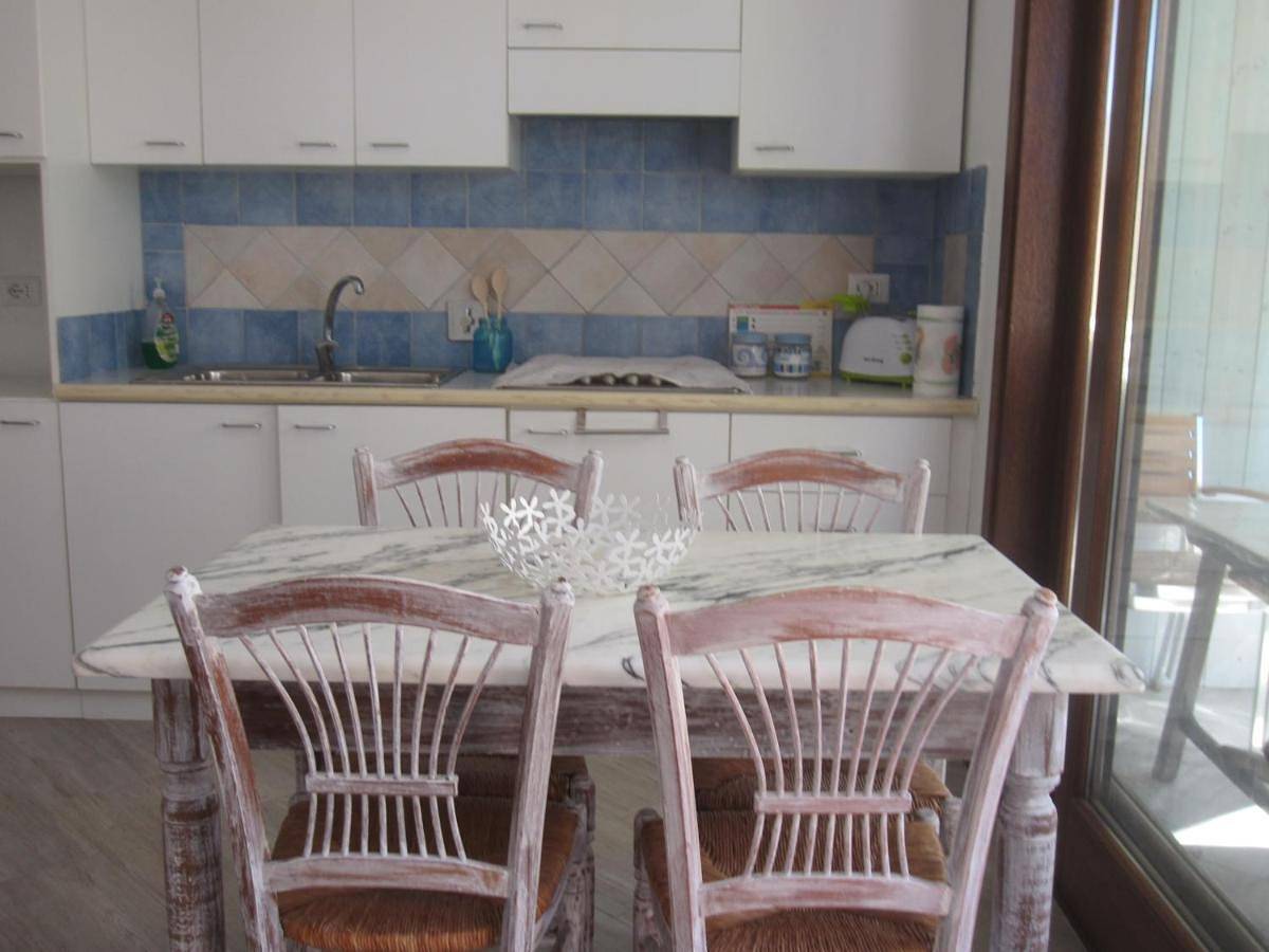 Appartamento intero, One-Bedroom Apartment in San Pantaleo, Olbia