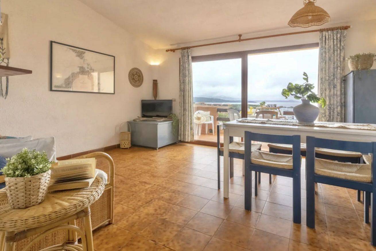 Ganze Wohnung, Marineledda Three-room apartment D/1/7 in Villaggio Marineledda, Costa Smeralda