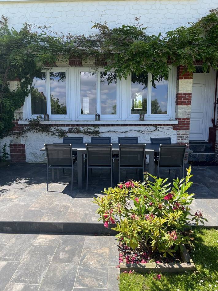 Gîte pour 8 personnes, avec terrasse et jardin à La Rivière-Saint-Sauveur - 2