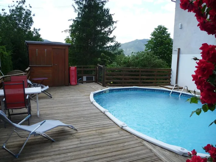 Casa de vacaciones para 2 personas, con jardín y vistas además de terraza y piscina - 1