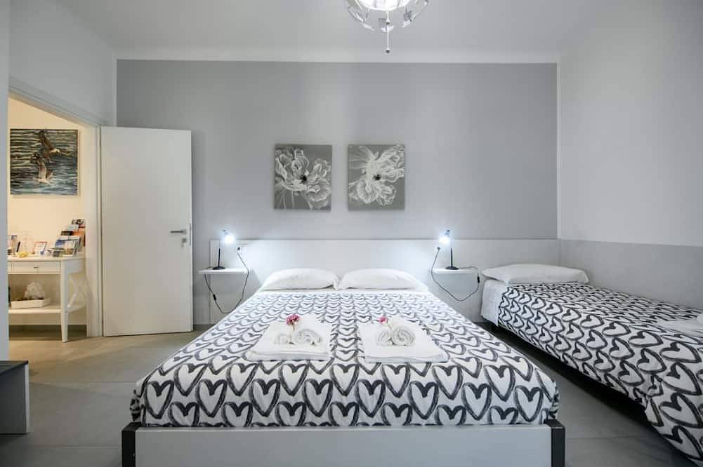 B&B La Fontanella - Iris Room in San Benedetto del Tronto, Riviera delle Palme