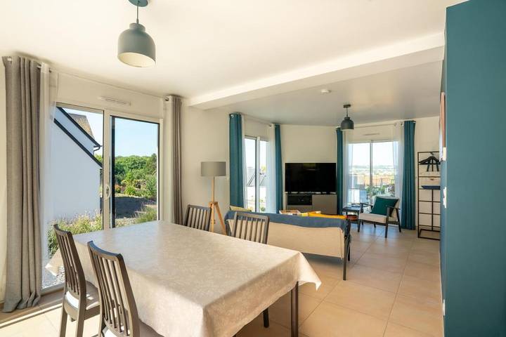 Location de vacances pour 4 personnes, avec Terrasse et Jardin à Commes - 3