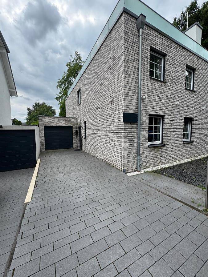 Ferienhaus für 8 Personen, mit Balkon und Terrasse sowie Garten und Ausblick in Essen