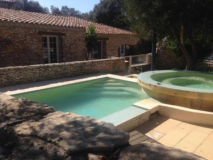 Villa pour 5 personnes, avec jacuzzi ainsi que jardin et piscine à Bonifacio - 2