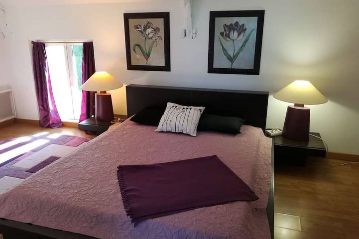 Location de vacances pour 10 personnes, avec jardin et terrasse à Hirel - 4