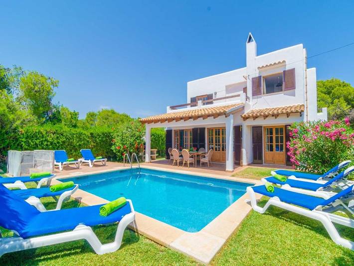 Villa für 8 Personen, mit Garten und Pool
