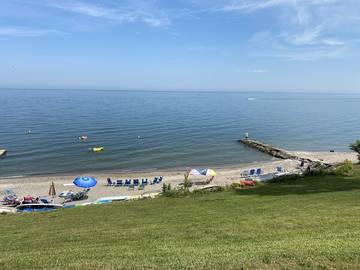 Vacation House for 12 Guests in Lake Erie, Picture 2