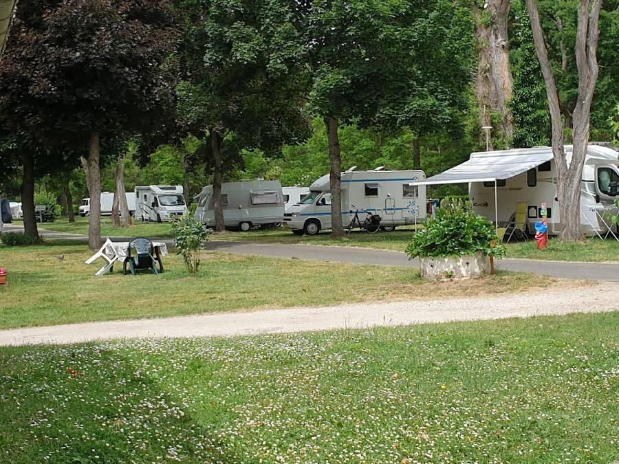 Camping L'isle Aux Moulins - Alojamiento 4 personas - Dulce de cacao in Jargeau, Valle del Loira