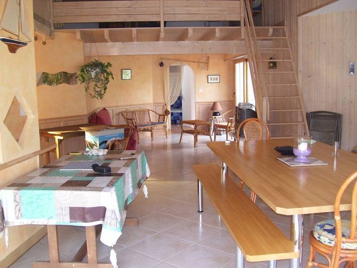 Location de vacances pour 6 personnes, avec piscine et terrasse dans Plage De Sion - 3