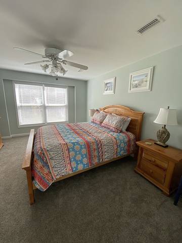Vacation House for 9 Guests in Cherry Grove Beach, North Myrtle Beach, Picture 3