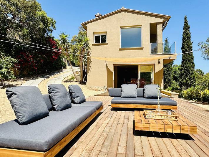 Villa pour 8 personnes, avec Balcon/Terrasse ainsi que Jardin et Piscine à Sant Feliu de Guíxols - 2