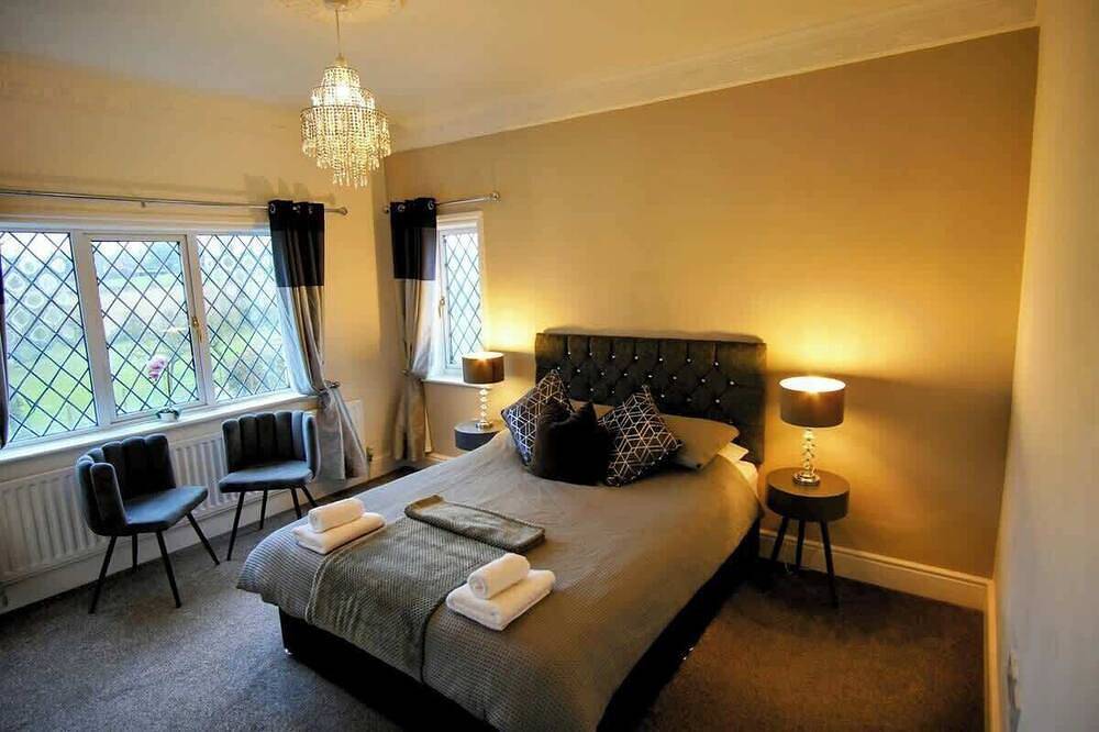 Northfield Cottage, Games Arcade Dog Friendly Nec in Hampton in Arden, Solihull