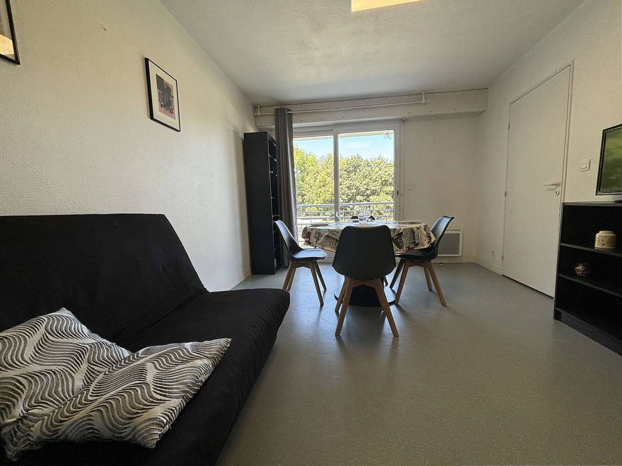 Entire apartment, Charming T2 La Rochelle - Terrace, Parking, Secure Residence in La Rochelle, La Rochelle region