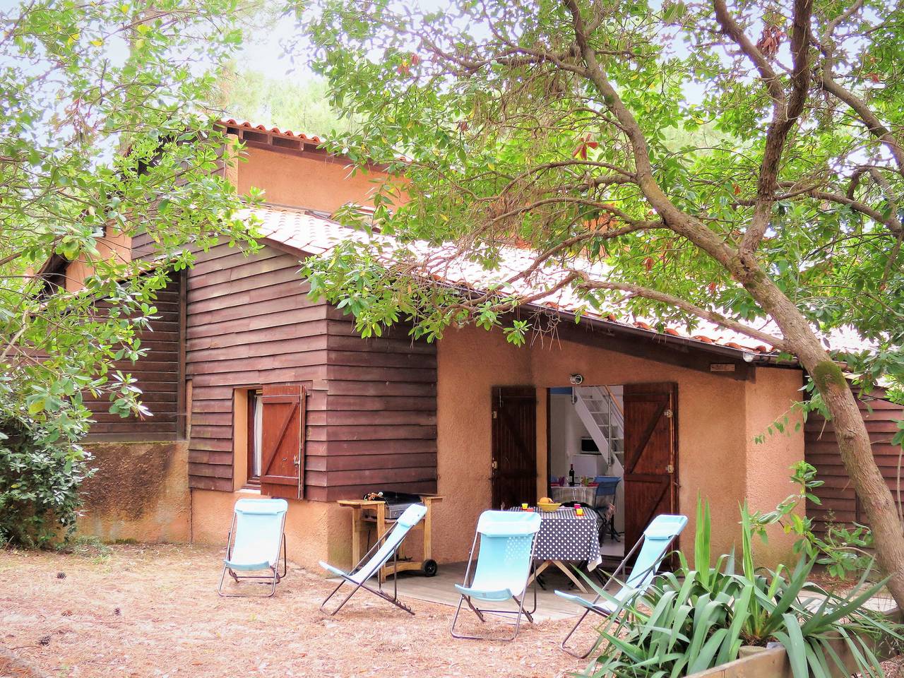 Gemütliche Wohnung mit Parkplatz, Garten und Terrasse in der Nähe von Grande Plage in Lacanau Ocean, Lacanau