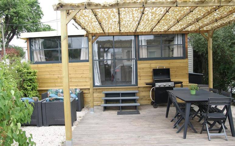 Appartement de vacances pour 4 personnes, avec jardin et piscine