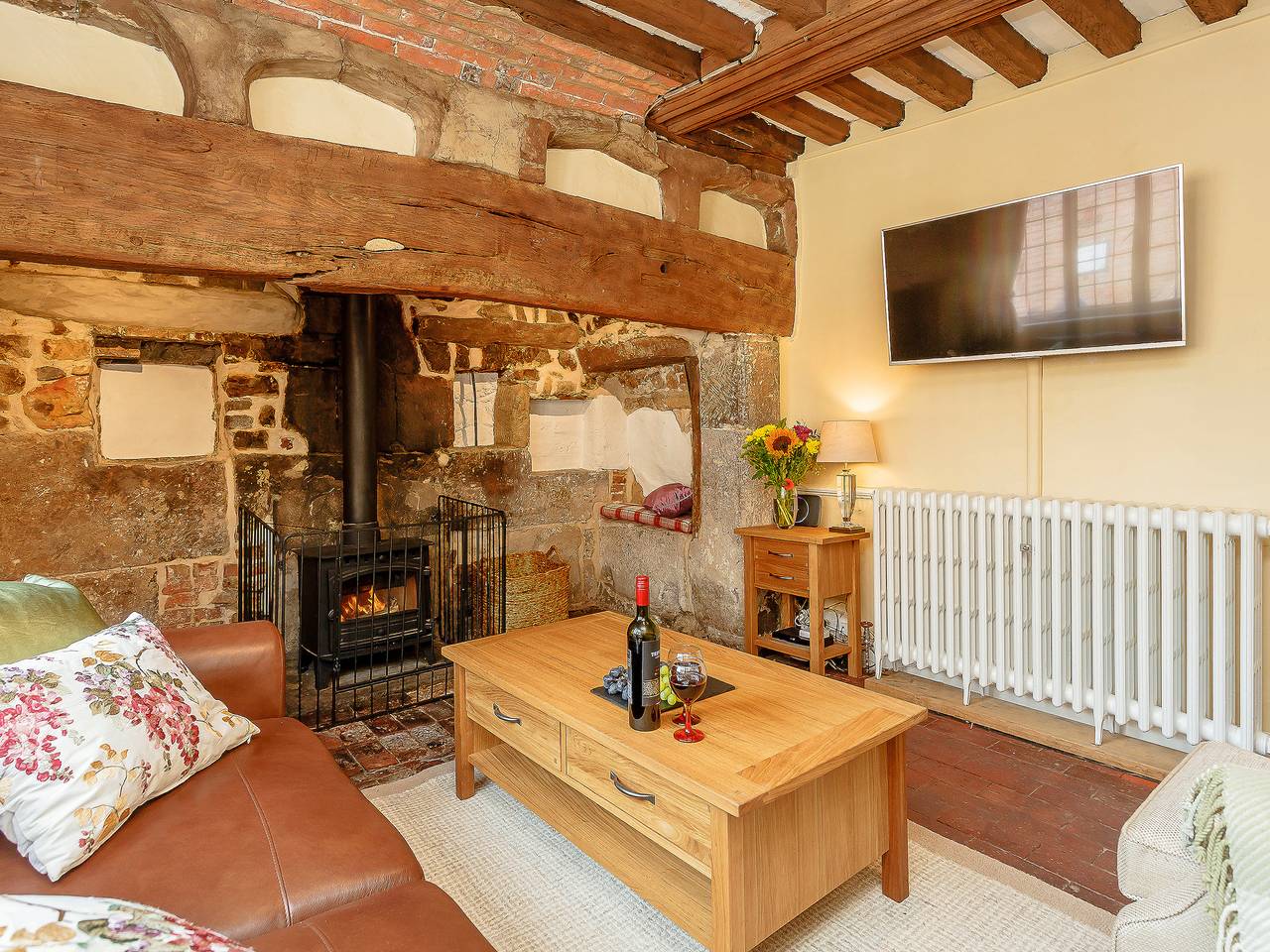 Pollard Cottage in Surrey