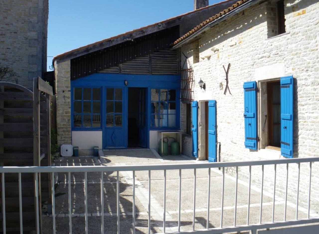 Gîte Louis in Saint-Hilaire-la-Palud, Région de Niort