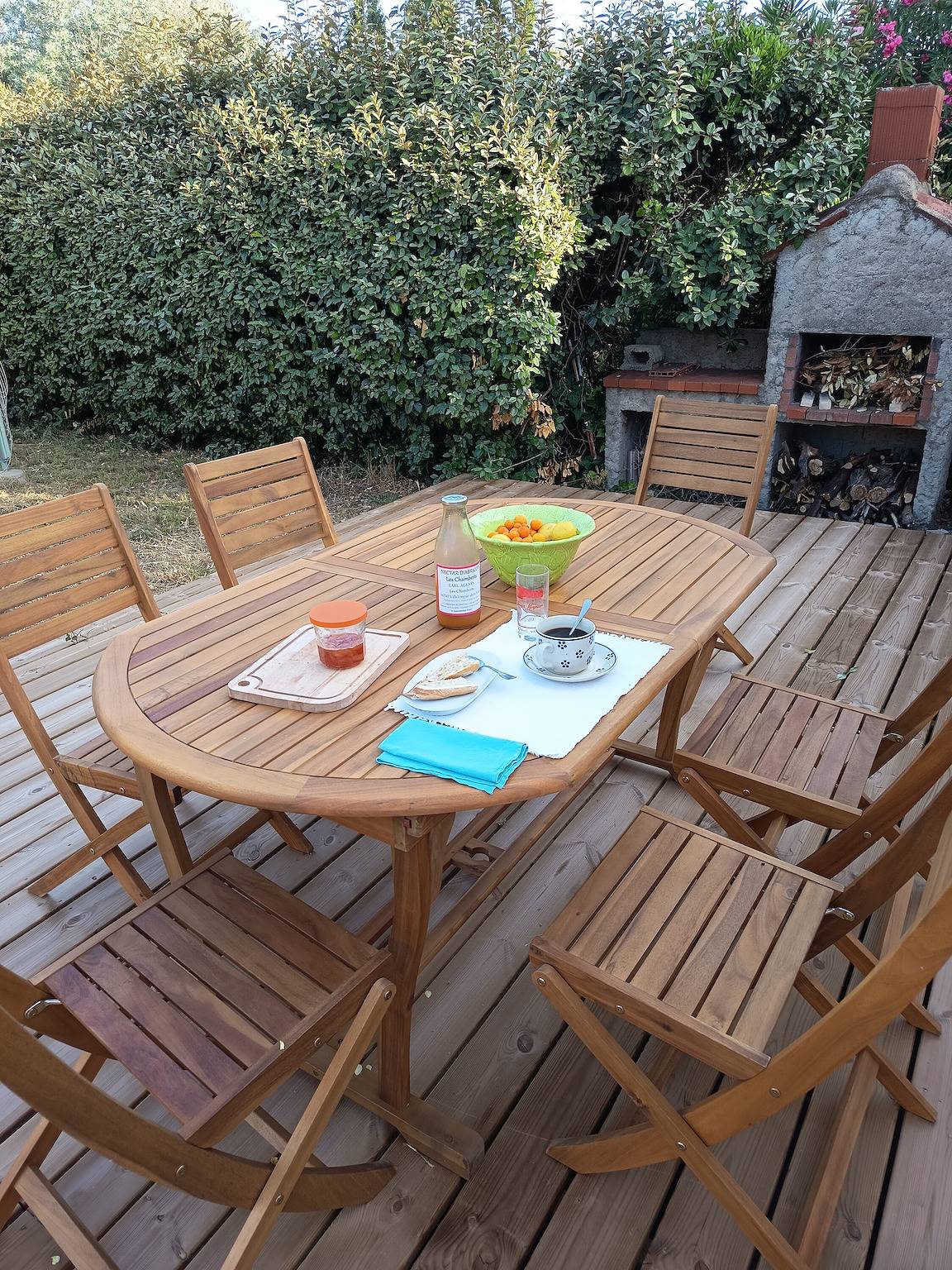 Holiday Home 'Des Barnèdes' with Private Pool, Wi-Fi and Air Conditioning in Saint-Génis-des-Fontaines, Céret region