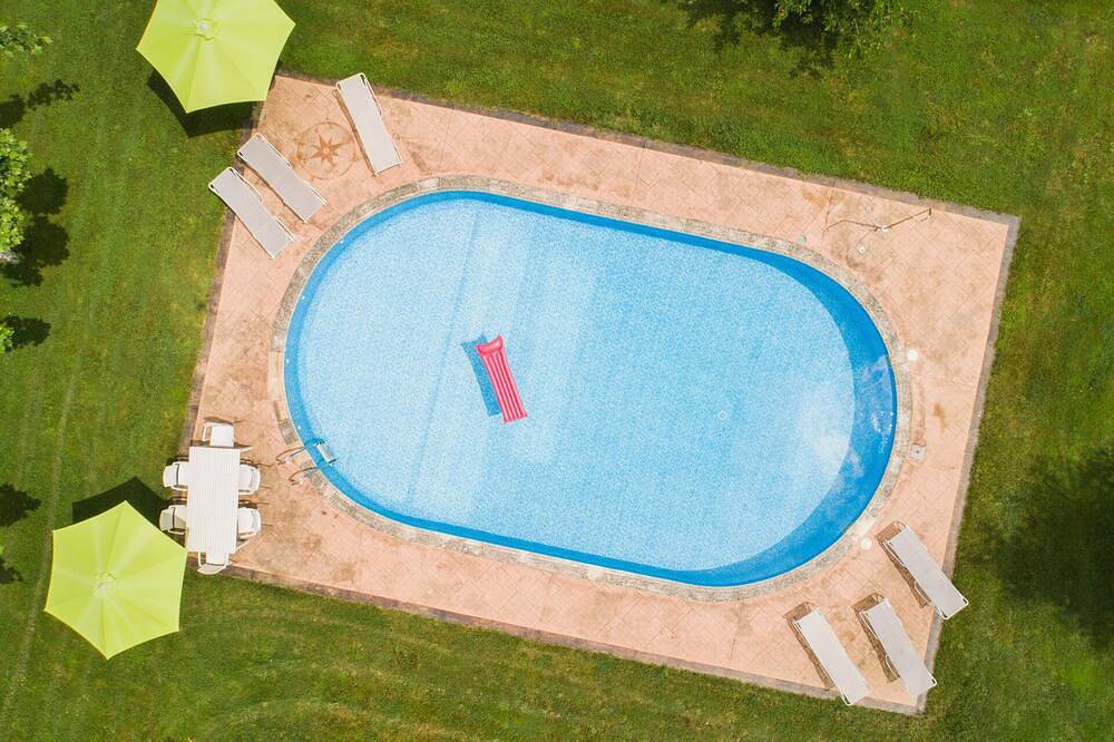 Usko Rural Cottage avec piscine, court de tennis et jardins in Lezama (Alava), Amurrio
