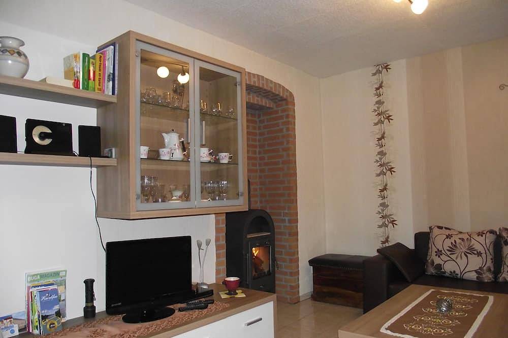 Schönes Ferienhaus mit großem Garten in Fohrde, Havelsee