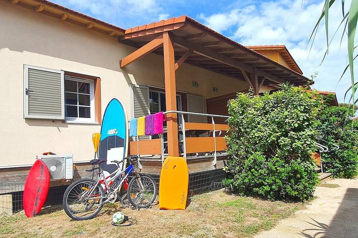 Maison de vacances pour 6 personnes, avec terrasse ainsi que piscine et jardin dans Marseillan-Plage