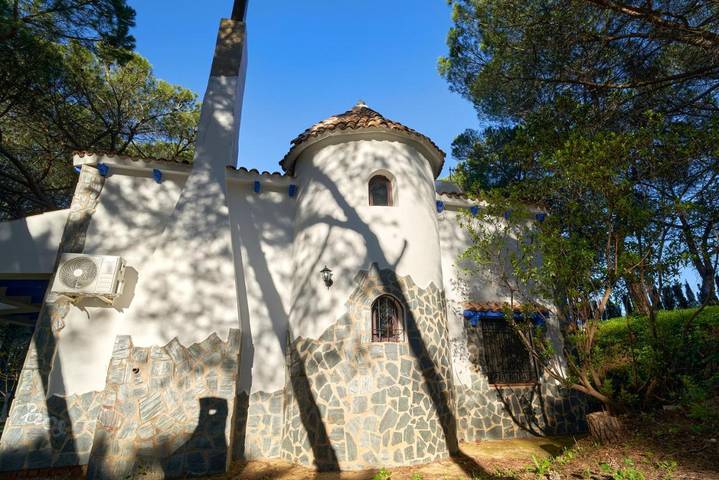 Casa rural para 8 personas, con jacuzzi además de jardín y piscina en Isla Cristina - 4