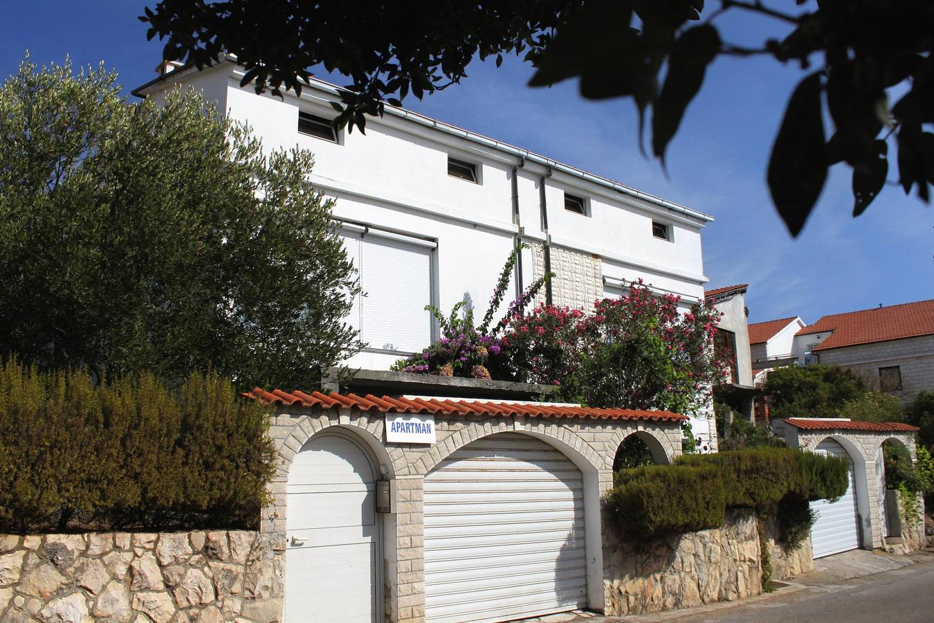 Ganze Wohnung, 4-Zimmer-Ferienwohnung mit Terrasse Zavalatica, Korcula A-9145-a in Čara, Korcula