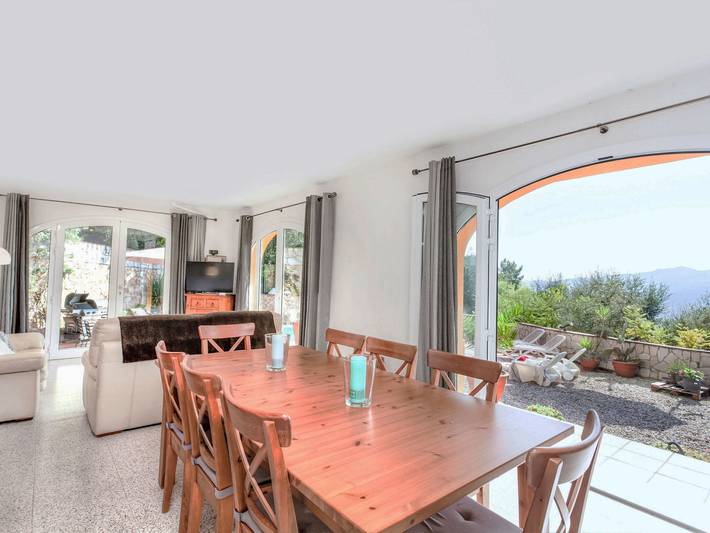 Location de vacances pour 6 personnes, avec vue et jardin à Santa Cristina d'Aro - 3