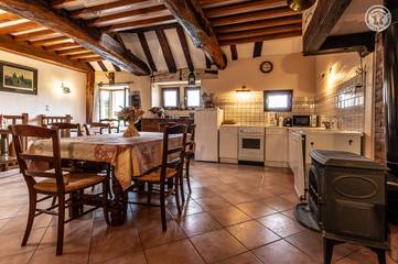 Gîte pour 3 Personnes dans Région de Mâcon, Saône-et-Loire, Photo 1