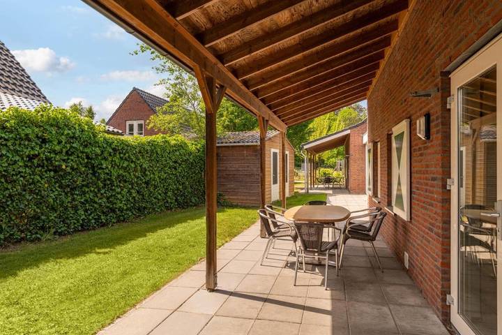 Ferienhaus für 14 Personen, mit Terrasse und Sauna sowie Ausblick