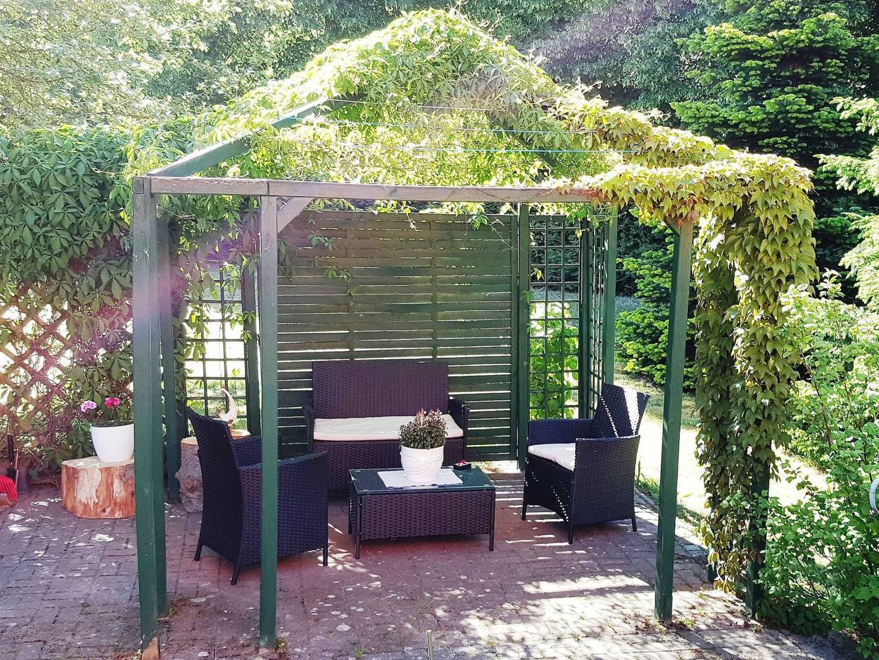 Ganze Ferienwohnung, Fewo Sündermann mit Terrasse, Pavillon und Grill in Mellenthin, Usedom
