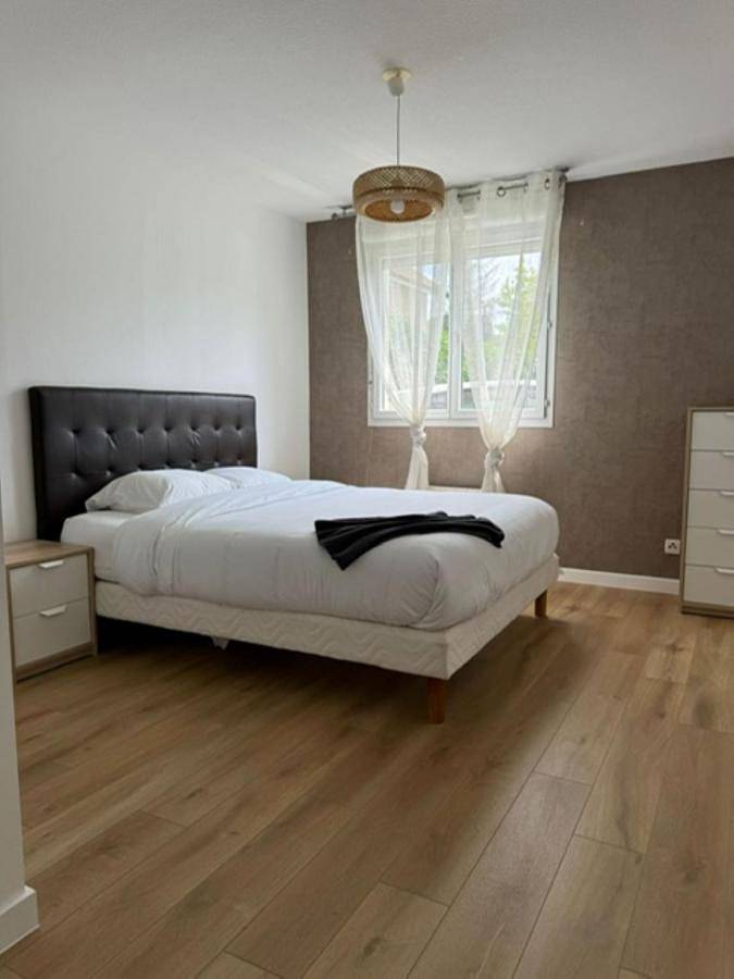 Gîte pour 4 personnes à Ville-la-Grand - 2