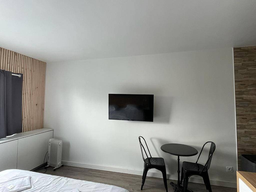 Appartement entier, Appartement design tout confort (parking gratuit) in Gradignan, Région de Bordeaux