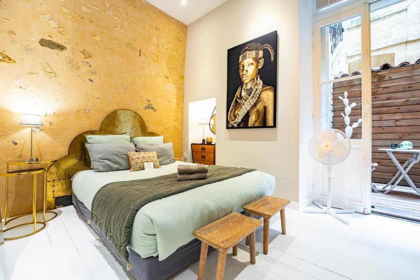 Entire apartment, Superb bright and charming Bordeaux flat with terrace in Bordeaux, Bordeaux region