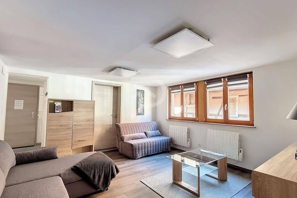 Entire apartment, Le Zen d'Eguisheim, Le Zen à Eguisheim, séjour détente au cœur du village médiéval in Eguisheim, Parc naturel régional des Ballons des Vosges