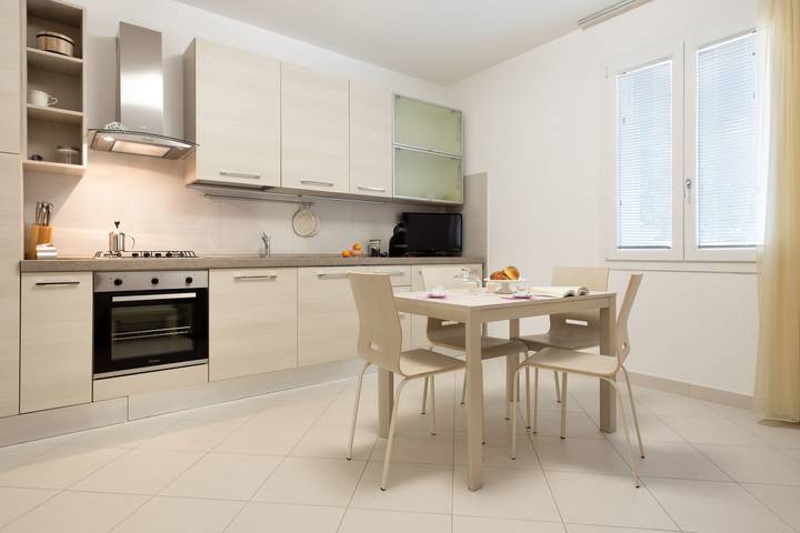Entire apartment, Central Apartment Gianlu in Modern Design with Wi-Fi & Air Conditioning in Terranoa/Olbia, Olbia