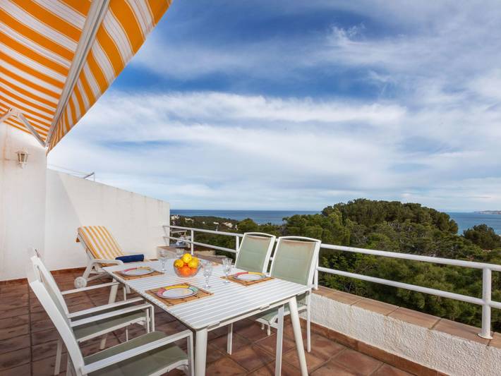 Ferienwohnung für 3 Personen, mit Terrasse in Platja Grifeu