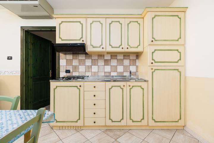 Gîte pour 4 personnes, avec jardin à Cala Liberotto - 2