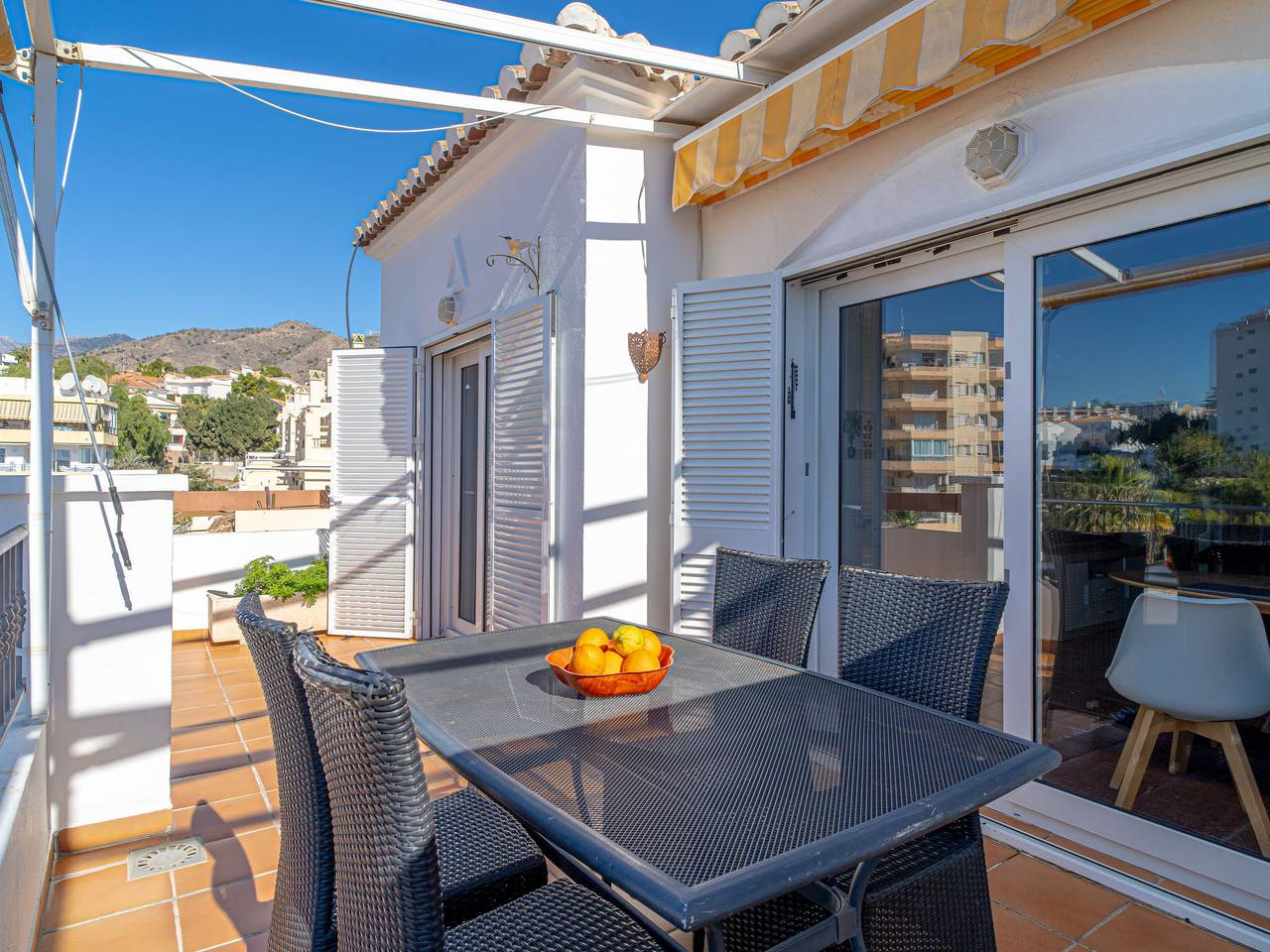 Geheel appartement, Velez in Playa de Burriana, Nerja