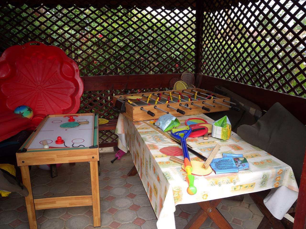 Ferienhaus in Strandnähe und mit Garten  in Balatonmariafürdö, Plattensee Südufer