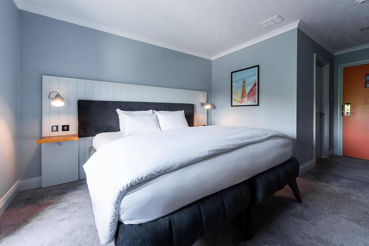 Double Room in Blackpool Pleasure Beach, North West England