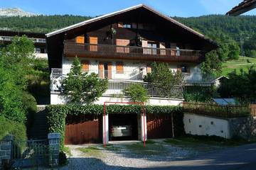 Gîte pour 4 personnes, avec balcon à Les Villards-sur-Thônes