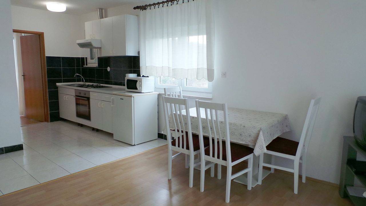 Ganze Ferienwohnung, Ferienwohnung für 2 Personen (36 m²) in Ljubač in Ljubac, Zadar