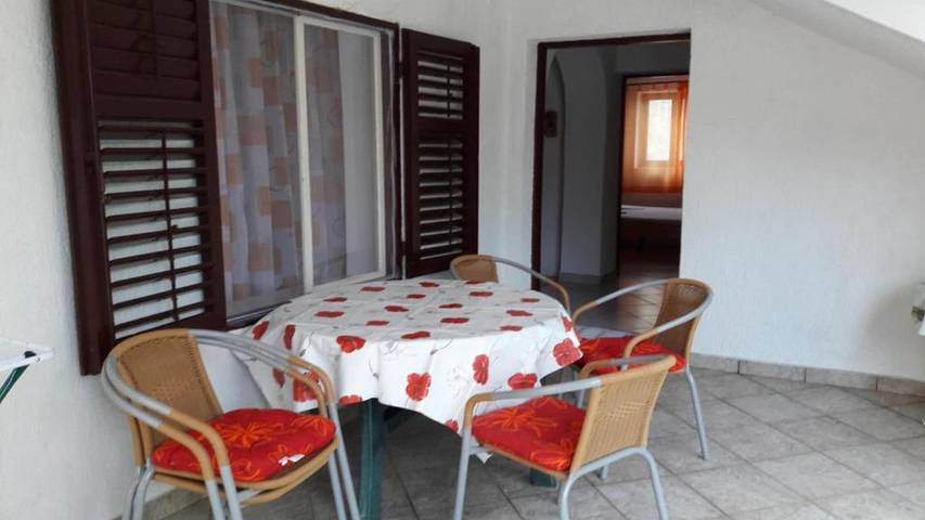 Ferienwohnung für 6 Personen, mit Terrasse, mit Haustier in Drage (Pakoštane)