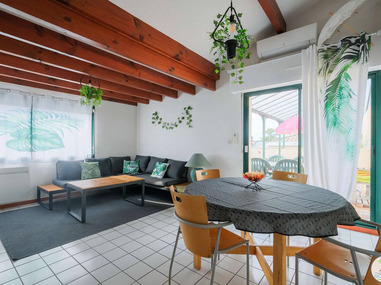 Appartement entier, Appartement avec terrasse centrale - 4 pers. in Biscarrosse (bourg), Biscarrosse