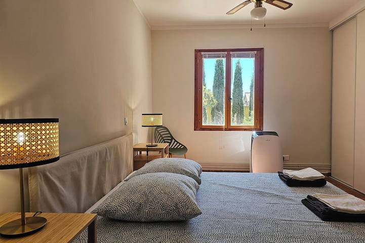 Location de vacances pour 8 personnes, avec terrasse et jardin à Bize-Minervois - 3