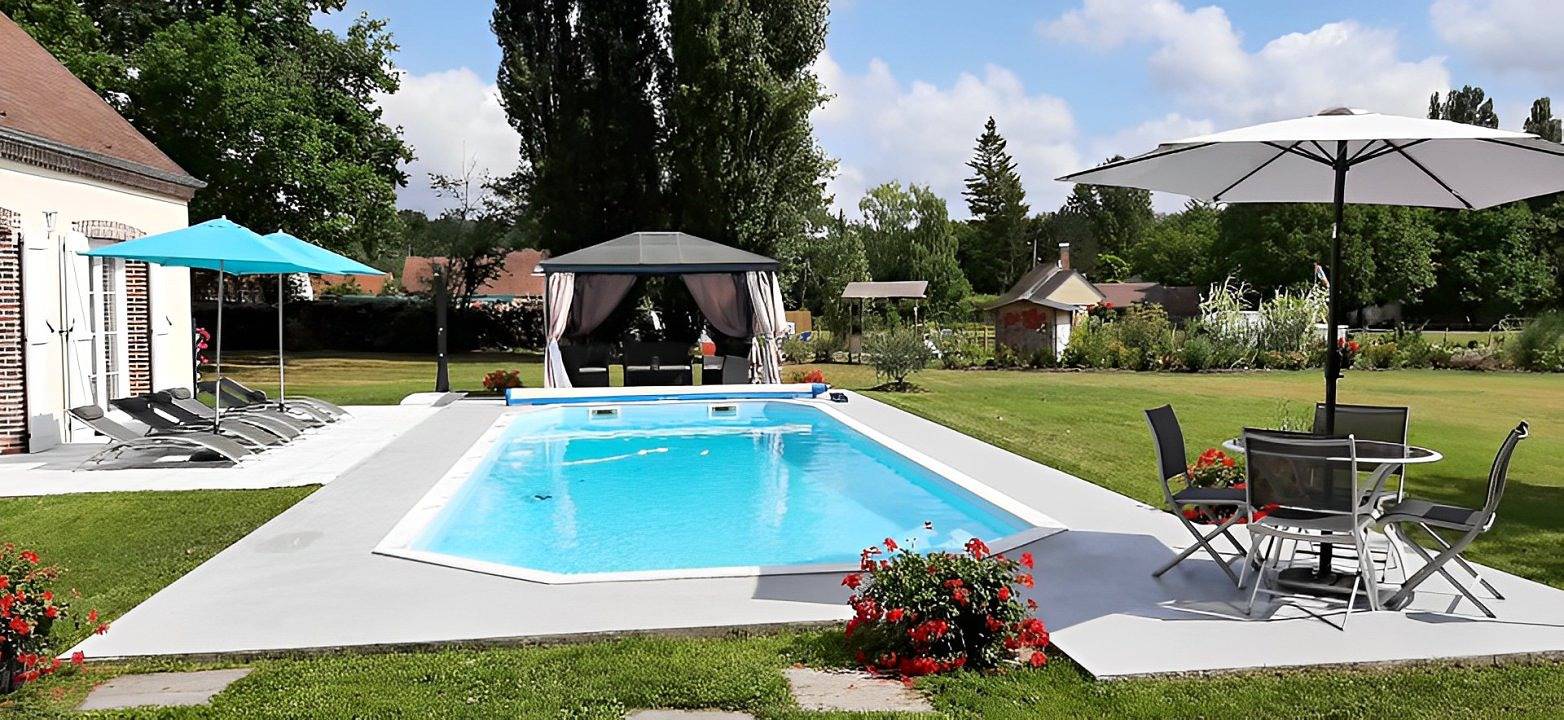 Chambre d'hôtes et Yourte La Maison des Pins - Yourte Mongole in Chevillon-sur-Huillard, Région de Montargis