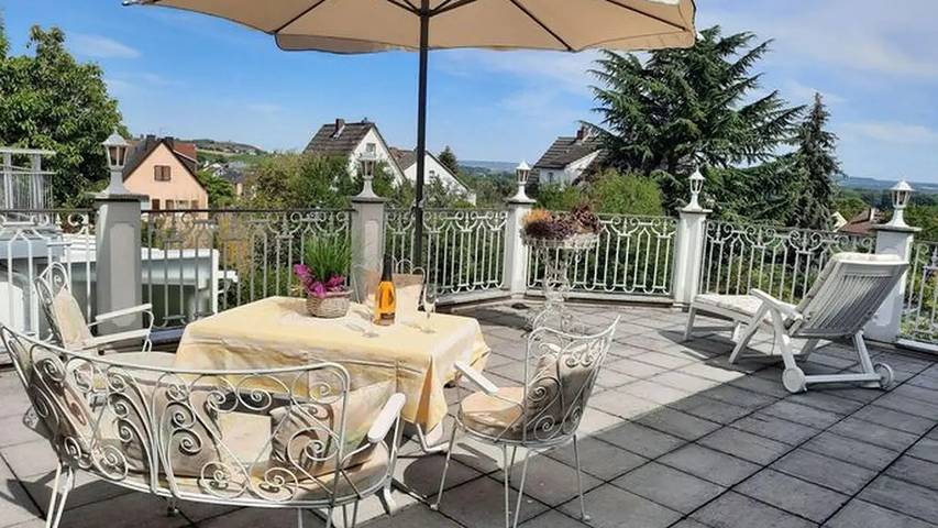 Ferienwohnung für 2 Personen, mit Terrasse im Rheingau - 2